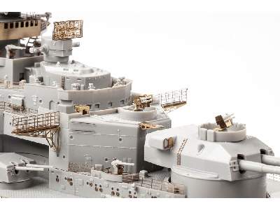 Tirpitz 1/350 - TRUMPETER - image 26