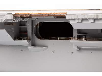 USS Constellation CV-64 part 3 - railings & safety nets 1/350 - image 6