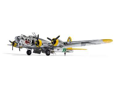 Boeing B-17G Flying Fortress - image 5