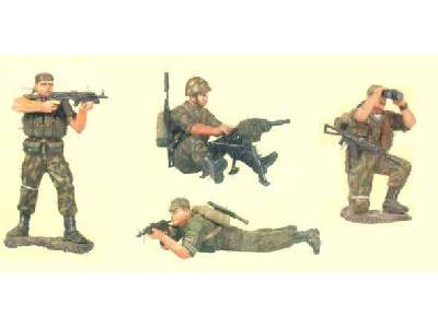 Tamiya WWII US Army 107mm Mortar Crew Figures-1/35 Scale-FREE SHIPPING
