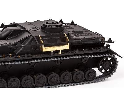 Sd. Kfz.  167 StuG IV 1/35 - RYEFIELD MODEL - image 4