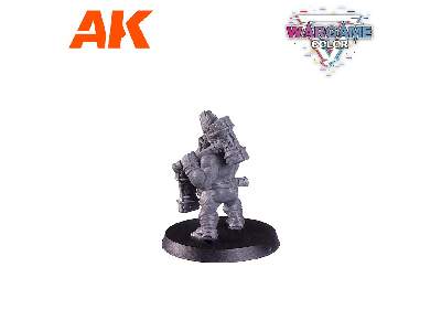 Crusher Dwarf - Wargame Starter Set - 14 Colors & 1 Figure - image 10