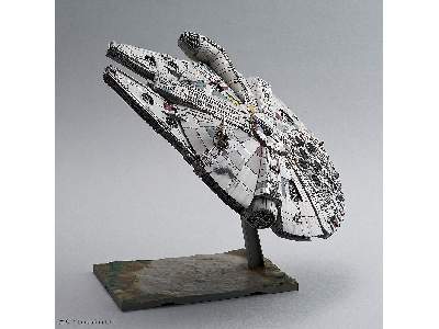 Bandai Millennium Falcon - image 2