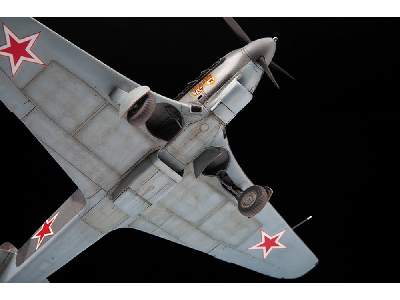 Yakovlev Yak-9 Soviet fighter - image 3