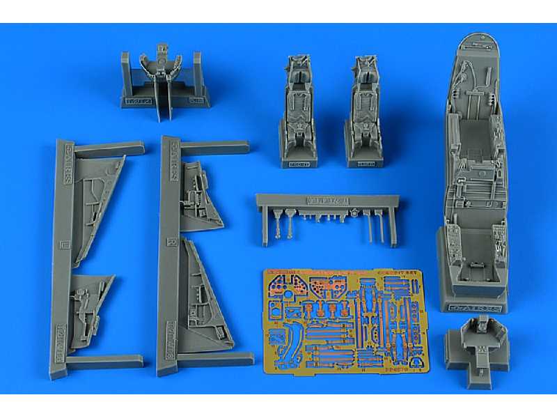 Harrier T.4/T.4A cockpit set - image 1