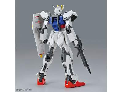 Strike Gundam - image 3