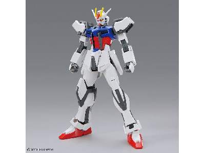 Strike Gundam - image 4