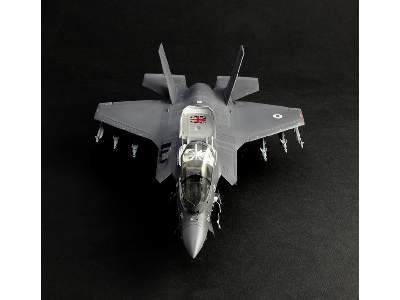 F-35 B Lightning II - image 11