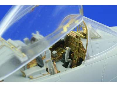 A-10 interior 1/48 - Hobby Boss - image 6