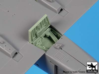 A-4 Skyhawk Wheel Bays+ Engine For Hobby Boss - image 7