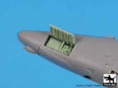 A-4 Skyhawk Electronics+spine For Hobby Boss - image 10