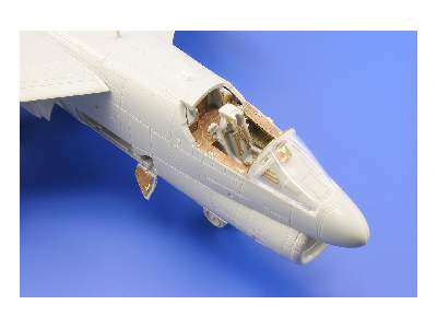 A-7D S. A. 1/72 - Hobby Boss - image 8