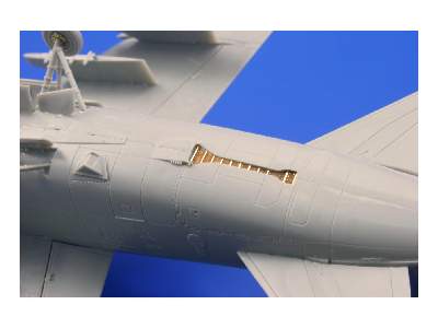 A-7D S. A. 1/72 - Hobby Boss - image 10