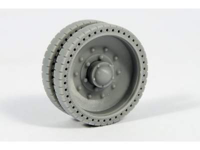 T-34 Stamped Wheels (Early Pattern) - image 1