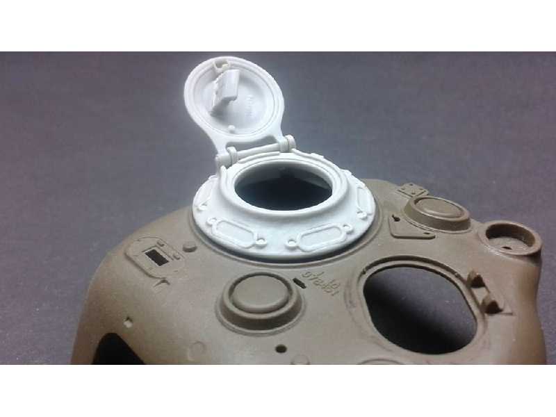 M4 Sherman Late Commander Cupola - image 1 M4 Sherman Late Commander Cupola - image 1