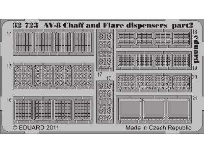 AV-8 Chaff and Flare dispensers 1/32 - Trumpeter - image 3