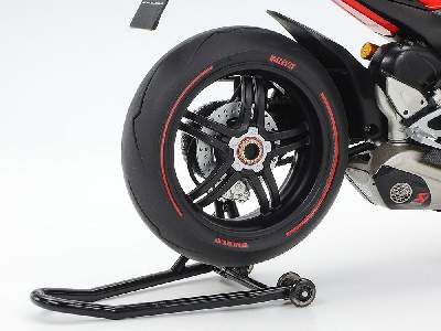 Ducati Superleggera V4 - image 11