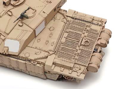 British Main Battle Tank Challenger 2 (Desertised) - image 10