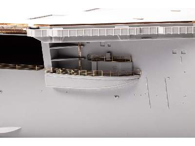 USS Constellation CV-64 PART I 1/350 - TRUMPETER - image 3