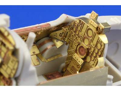 F-105G interior S. A. 1/48 - Monogram - - image 3