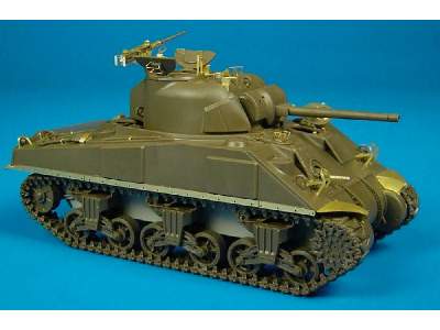 Sherman M4 - image 1