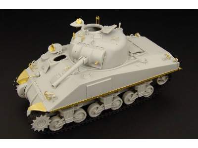 M4 Sherman - image 1
