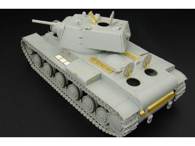 Kv-1 Model 1941 - image 1