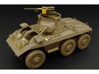 M-8 Greyhound - image 1