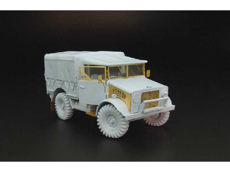 Bedford Mwd Light Truck - image 1