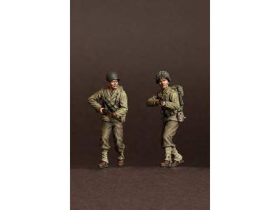 Us Infantry Sniper And Infantryman - image 3