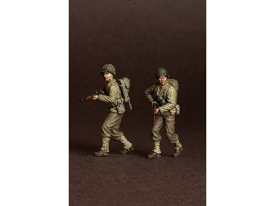 Us Infantry Sniper And Infantryman - image 4