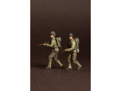Us Infantry Sniper And Infantryman - image 5