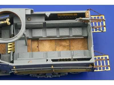 M-3A2 Half Track 1/35 - Dragon - image 14