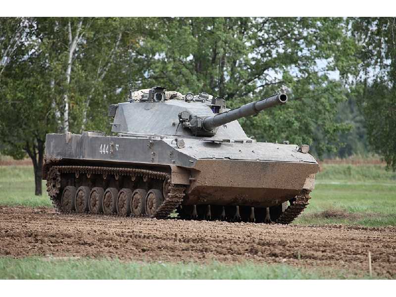 2s25 Sprut-sd Amphibious Light Tank - image 1