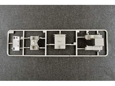 Mpq-53 C-band Tracking Radar - image 21