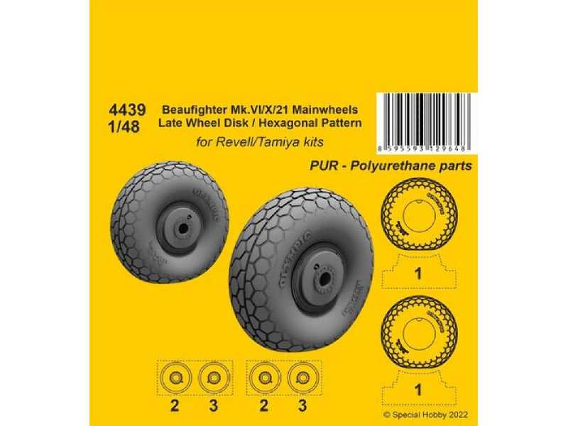 Beaufighter Mk.Vi/X/21 Mainwheels - Late Wheel Disk / Hexagonal Tread Pattern - image 1