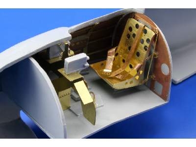 A5M2 Claude interior S. A. 1/32 - Special Hobby - image 4