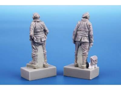 Mosquito Pilot And Navigator (2 Pcs) - image 3