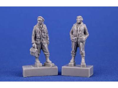 Mosquito Pilot And Navigator (2 Pcs) - image 4