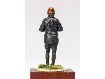 Russian Pilot Wwi Figure - image 2