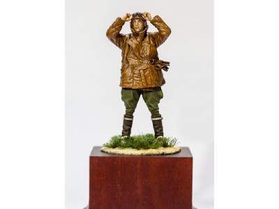 British Pilot Wwi Figure - image 1