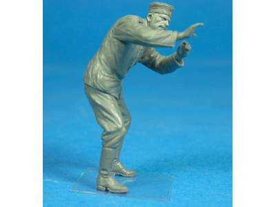 German Bomber Ground Crewman N.1 Wwi Figure - image 3