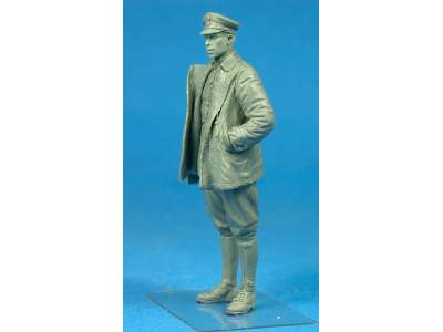 Standing German Airman Wwi Figures - image 2