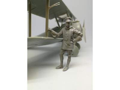 Standing Rfc Airman Wwi Figures - image 1