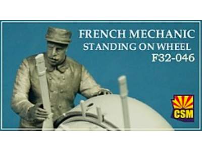 French Mechanic Standing On Wheel Wwi Figures - image 1