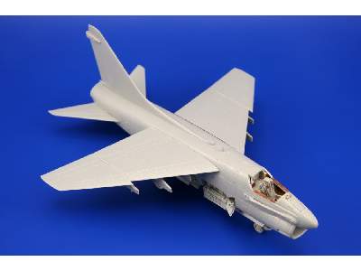 A-7A S. A. 1/72 - Hobby Boss - image 2