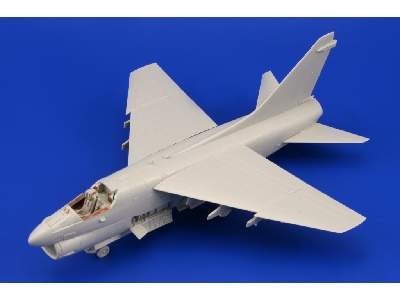 A-7A S. A. 1/72 - Hobby Boss - image 3