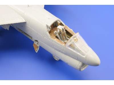 A-7D interior S. A. 1/72 - Hobby Boss - image 2