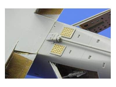 A-4E landing flaps 1/32 - Trumpeter - image 3