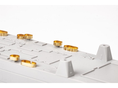 USS Alaska CB-1 part 1 1/350 - HOBBY BOSS - image 5